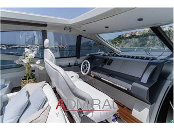 Azimut 62S