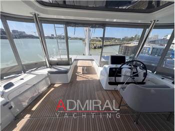 Lagoon 60