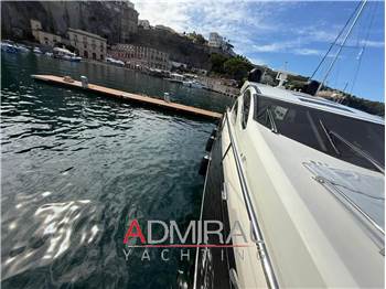 Sunseeker Predator 64