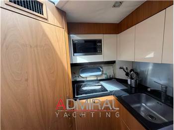 Sunseeker Predator 64