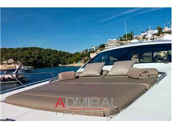 Princess Yachts V65