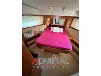 Ferretti Yachts FERRETTI 592