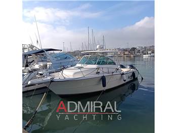 Pursuit 3070 Offshore Center Console