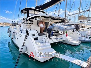 Lagoon 42