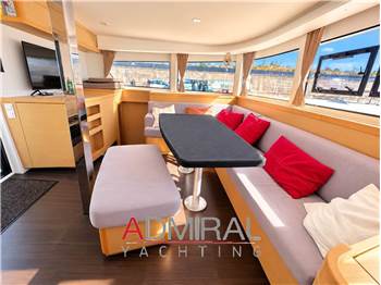 Lagoon 42