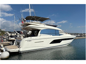 Prestige Yachts Prestige 520