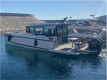 Saxdor Yachts 320 GTC (Perfetta, 115 ore, usata solo per la pesca)