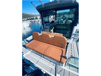 Saxdor Yachts 320 GTC (Perfetta, 115 ore, usata solo per la pesca)