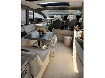 Pershing Ferretti X7