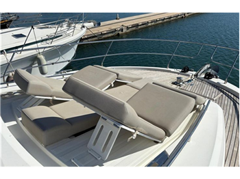 Janneau Prestige 560