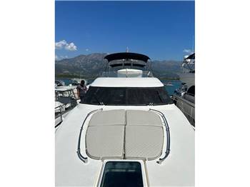 Fairline Squadron 58
