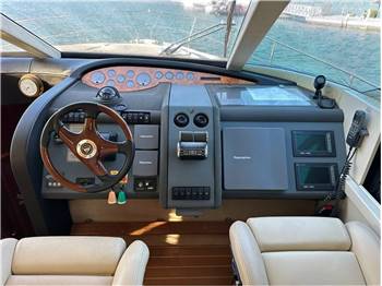 Fairline Squadron 58
