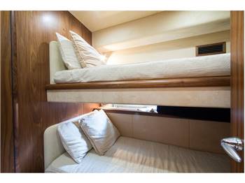 SUNSEEKER PREDATOR 72