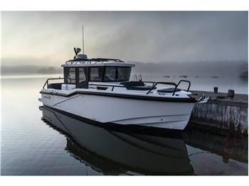 Dromeas Yachts D28 SUV