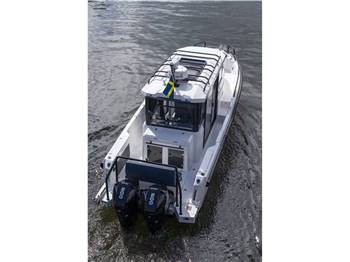 Dromeas Yachts D28 SUV
