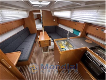 Bavaria Cruiser 33
