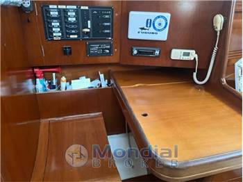 Beneteau Oceanis 393 Clipper