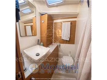 Dufour Grand Large 390