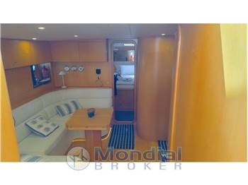 Uniesse 48 open