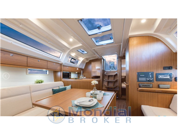 Bavaria 37 Cruiser