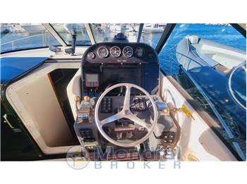 Pursuit 3100 offshore