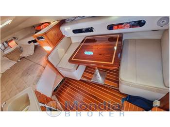 Pursuit 3100 offshore