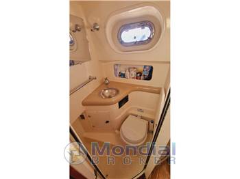 Pursuit 3100 offshore