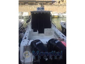 Boston Whaler 285 Conquest
