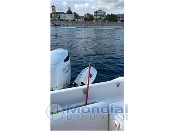 Century 24  Center Consolle