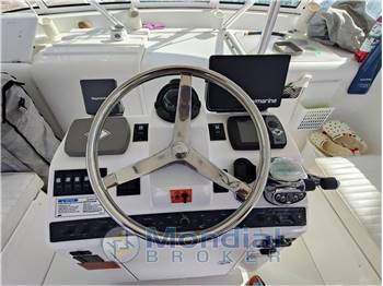 Luhrs 32 Express tuna