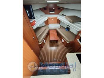 Luhrs 31 Express IPS “zero ore”