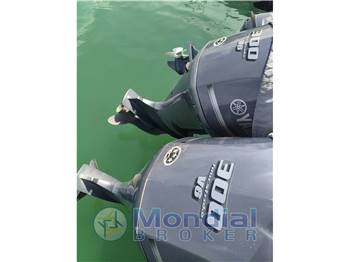 Edgewater 265 CC