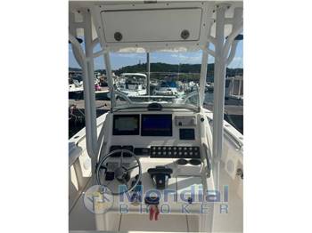 Regulator 23 Center Consolle