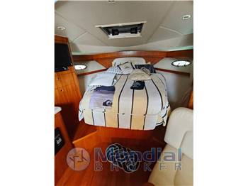 Tiara 3200