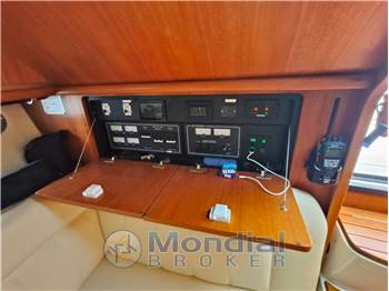 Tiara 3200