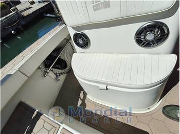 Al Custom 19 Center Consolle