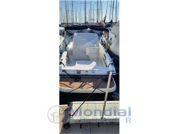 Terminal Boat Freetime 24