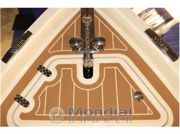 VERGA 1958 Sestante 6.8 Lupo di Mare - Verga 1958 x Cracking Art - Menzione D'Onore Design Innovation Award 2026
