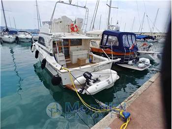 BERTRAM CONVERTIBILE 37 FLY