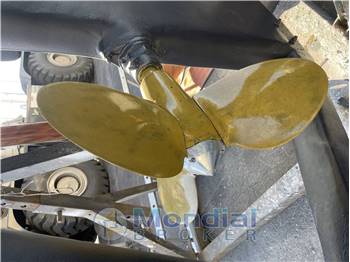 FERRETTI FERRETTI ALTURA 42