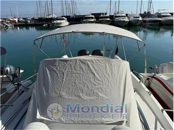 Beneteau Flyer 850