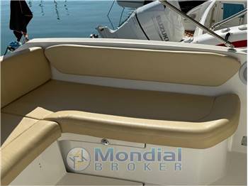 Beneteau Flyer 850