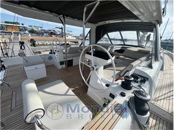 Beneteau Oceanis Yacht 54