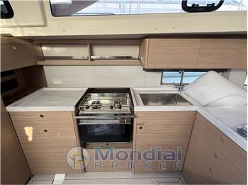 BENETEAU OCEANIS 52