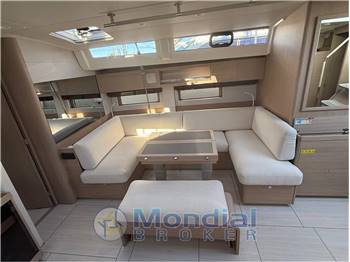 BENETEAU OCEANIS 52