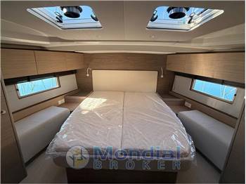 BENETEAU OCEANIS 52