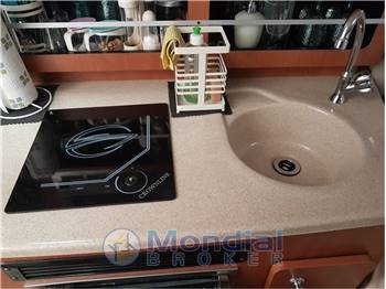 CROWNLINE CROWNLINE 270 CR