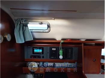 Beneteau Oceanis 351