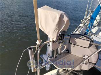 Beneteau Oceanis 351