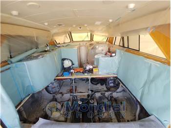 BERTRAM CONVERTIBILE 37 FLY